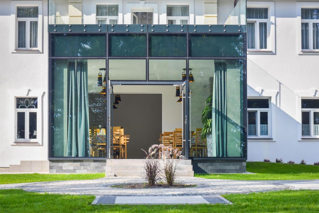 Osrodek Turystyczny Warzenko Hotel Eksteriør billede